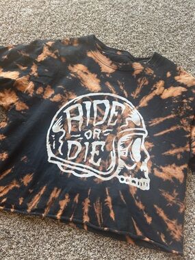 Hot Topic Black & Orange Tie-Dye 'Ride or Die' Crop Top